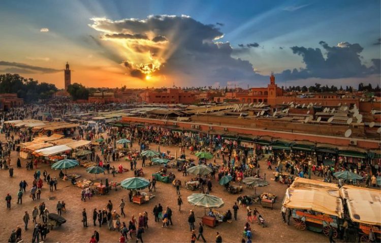 Voyage Marrakech pas cher, vol, hôtel, 340 € en août !